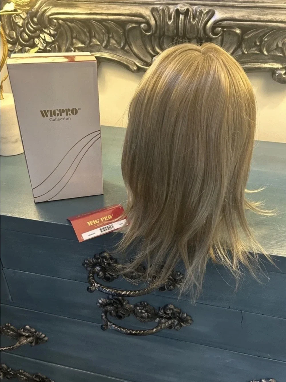 NWT Wig Pro M.Noelle 100% Hand Tied Mono-Top Layered Color18/12 Blonde Lt Weigh